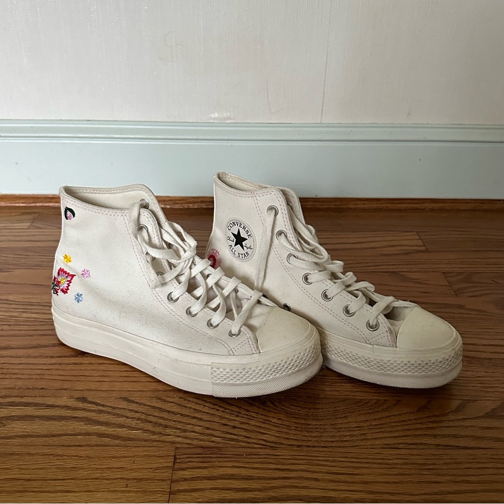 Flower platform high top converse